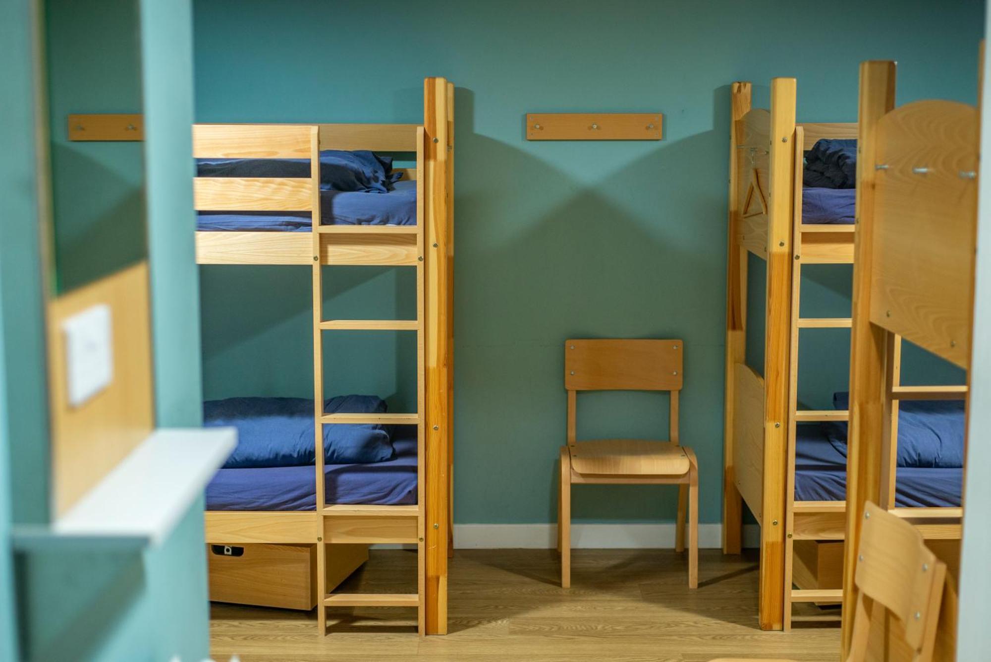 Glen Nevis Youth Hostel Φορτ Γουίλιαμ Εξωτερικό φωτογραφία A typical room at a hostel