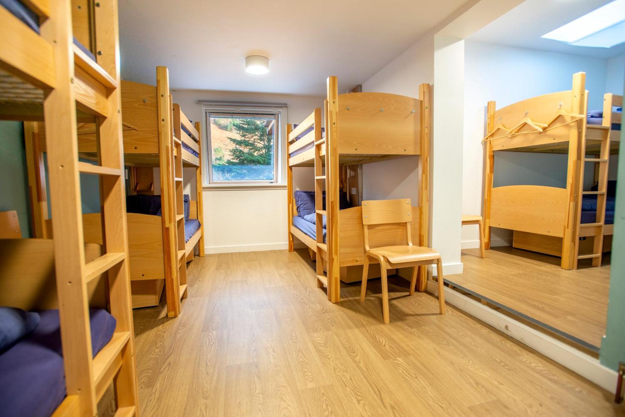 Glen Nevis Youth Hostel Φορτ Γουίλιαμ Εξωτερικό φωτογραφία A typical bunk room at a hostel