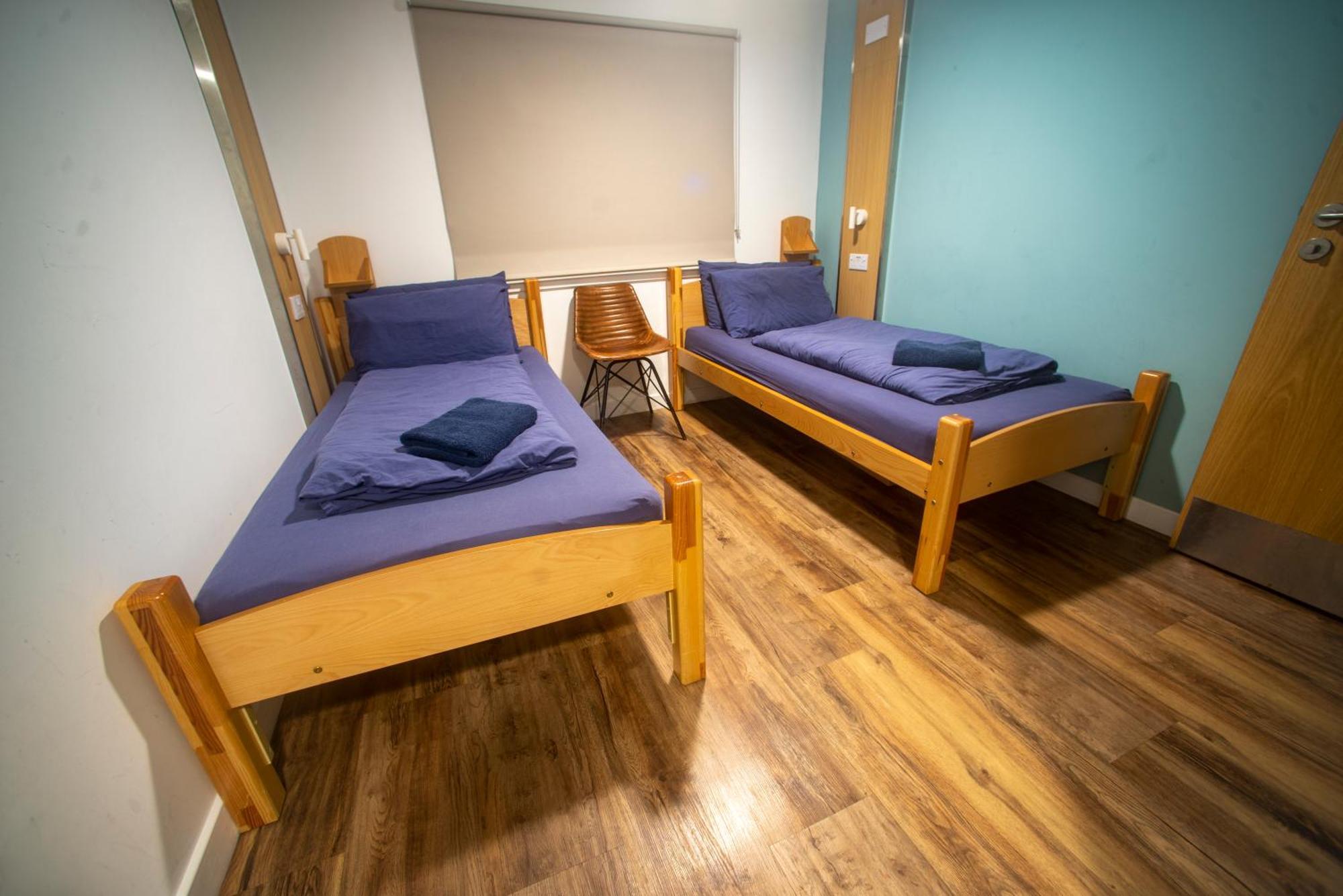 Glen Nevis Youth Hostel Φορτ Γουίλιαμ Εξωτερικό φωτογραφία A typical room at the hostel